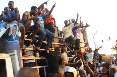 Téléchargez les photos : OUGANDA - ELECTION - VOTE - POLITIQUE et population - en image libre de droit
