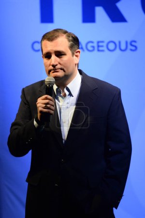 Photo for USA, Carson City: Republican presidential candidate, Sen. Ted Cruz (R-TX) delivers speech at the Brewery Arts Center in Carson City, Nevada on February 23, 2016, the day of the Nevada GOP caucus. - Royalty Free Image