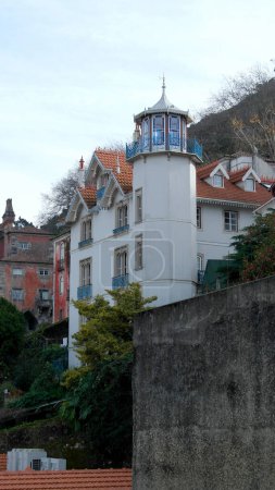 Téléchargez les photos : Détail d'un vieux bâtiment, Sintra, Portugal - en image libre de droit