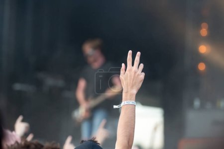 Téléchargez les photos : Concert festival musique pop rock - en image libre de droit