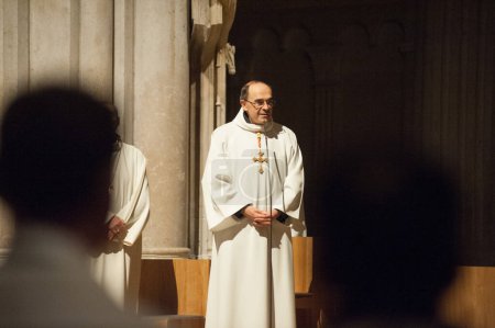 Photo for FRANCE, Lyon: Good Friday mass on March 25, 2016 in Saint-Jean cathedral in Lyon, central eastern France. Barbarin, accused of covering up the sexual abuse of children by priests apologised to victims during a mass on March 23 - Royalty Free Image
