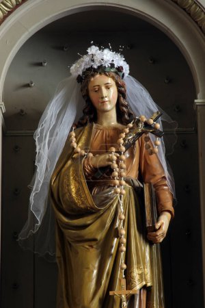 Téléchargez les photos : Sainte Rosalia statue chrétienne - en image libre de droit