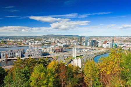 Téléchargez les photos : Belle vue sur la ville d'Oslo en Norvège - en image libre de droit