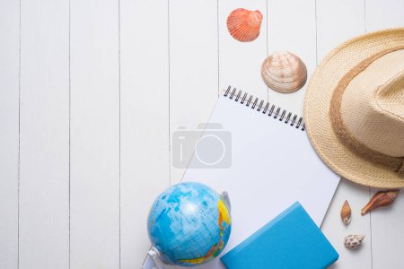 Téléchargez les photos : Concept de vacances. Éléments de planification pour voyage de vacances
. - en image libre de droit