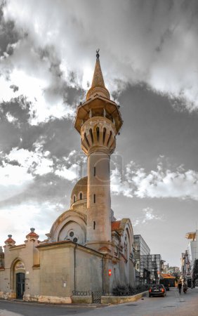 Téléchargez les photos : Grande Mosquée à Constanta, Roumanie - en image libre de droit