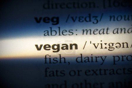 Foto de Palabra vegana, resaltado en el diccionario, vista de cerca - Imagen libre de derechos