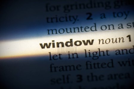 Téléchargez les photos : Mot de fenêtre, surligné dans le dictionnaire, vue rapprochée - en image libre de droit