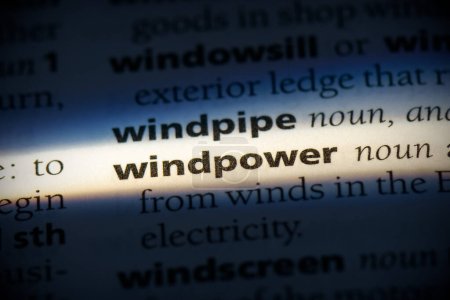 Téléchargez les photos : Windpower word, surligné dans le dictionnaire, vue de près - en image libre de droit