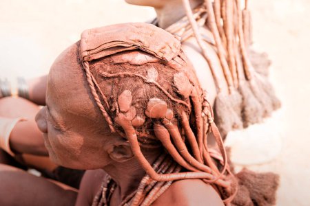 Téléchargez les photos : Himba femme en Namibie - en image libre de droit
