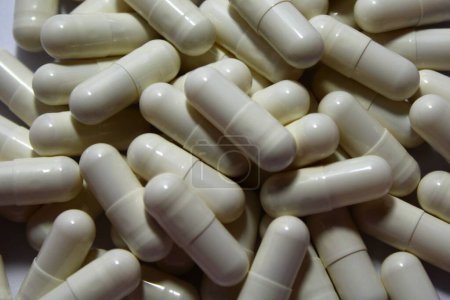 Téléchargez les photos : Dose de pilules. médicament pharmaceutique, concept de soins de santé - en image libre de droit