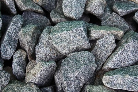 Téléchargez les photos : Arrière-plan de nombreuses pierres grises - en image libre de droit