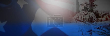 Téléchargez les photos : Image composite du drapeau américain sur la table - en image libre de droit
