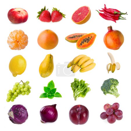 Téléchargez les photos : Fruits mélangés isolés sur blanc - en image libre de droit
