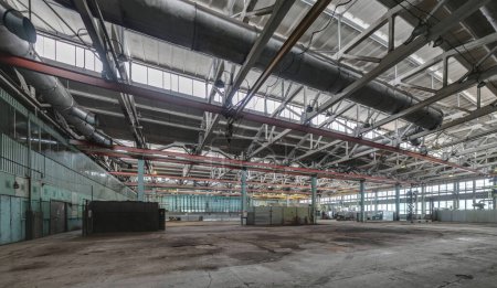 Foto de El interior de una sala de producción vacía. - Imagen libre de derechos