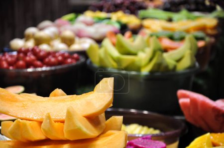 Téléchargez les photos : Variété de fruits, alimentation saine - en image libre de droit