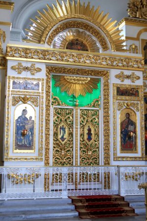 Foto de Catedral Trinity Izmailovsky. Catedral de la Santísima Trinidad de los Guardias de la Vida Regimiento Izmailovsky. San Petersburgo. - Imagen libre de derechos