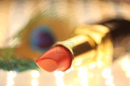 Téléchargez les photos : Rouge Rouge à lèvres gros plan, maquillage cosmétique - en image libre de droit