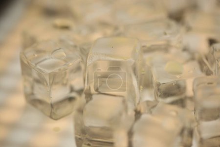 Foto de Cubos de hielo en el pub - Imagen libre de derechos