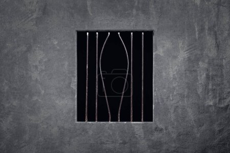 Foto de Escape de prisión, ventana rota de prisión - Imagen libre de derechos