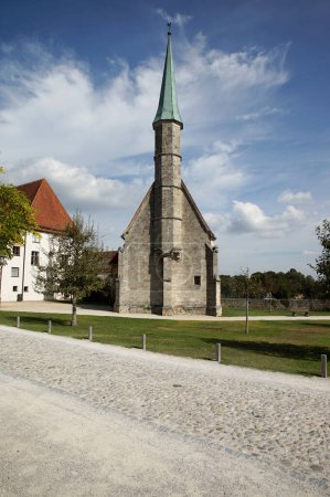 Foto de Hermoso viejo histórico iglesia exterior - Imagen libre de derechos