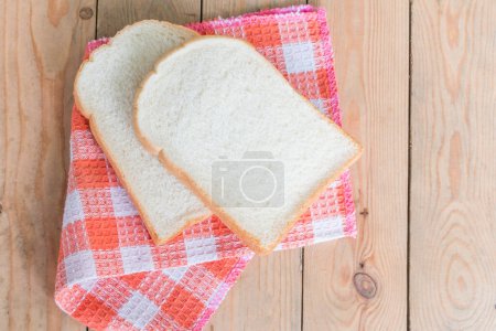 Téléchargez les photos : Deux tranches de pain, gros plan - en image libre de droit