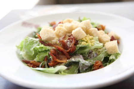 Téléchargez les photos : Salade fraîche. concept d'alimentation saine - en image libre de droit