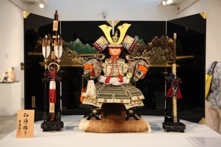 Téléchargez les photos : Traditional Japanese Doll, closeup - en image libre de droit