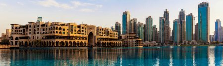 Foto de Arquitectura de Dubai, uae. urbano, viajes - Imagen libre de derechos