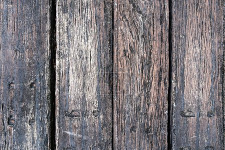 Téléchargez les photos : "Vieux millésime véritable bois naturel bordé. Fond en bois rustique." - en image libre de droit
