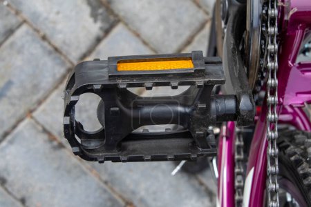 Téléchargez les photos : Vue d'une pédale de vélo - en image libre de droit