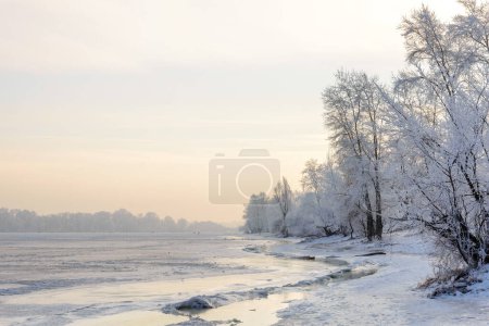 Foto de Hermoso paisaje de invierno. naturaleza fondo - Imagen libre de derechos
