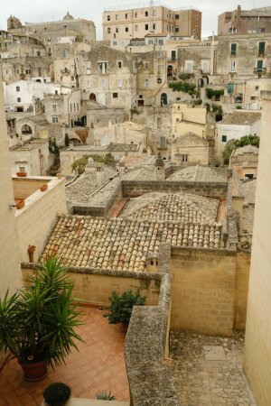 Téléchargez les photos : Rues, ruelles et cours de la ville de Matera - en image libre de droit