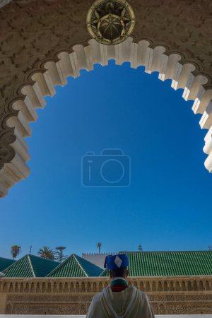 Foto de Mausoleo Rey Mohamed V y torre Hasan 2 en Rabat, Marruecos - Imagen libre de derechos