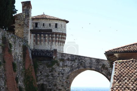 Téléchargez les photos : Belle vue sur l'architecture du vieux château - en image libre de droit