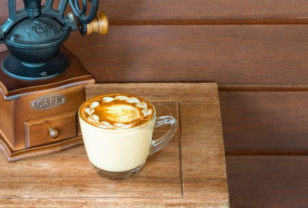 Foto de Taza de café con leche de cerca - Imagen libre de derechos