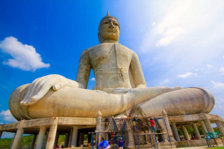 Foto de Buda de hormigón grande, imagen concepto religioso - Imagen libre de derechos