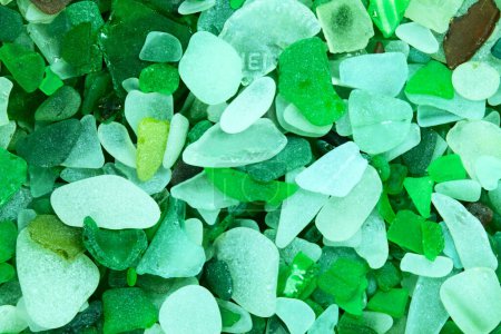 Téléchargez les photos : Fond de pierres de verre vert, vue de dessus - en image libre de droit