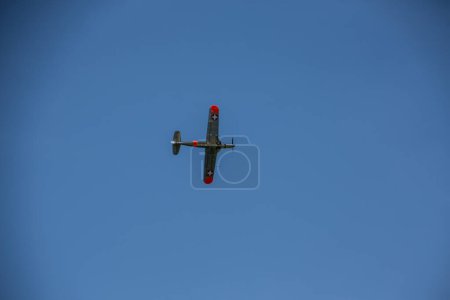Foto de Aviones en el aire sobre el aeródromo deportivo Hnsborn - Imagen libre de derechos