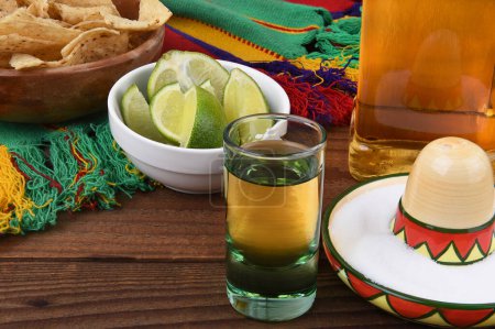 Téléchargez les photos : Tequila mexicaine, boissons mexicaines - en image libre de droit