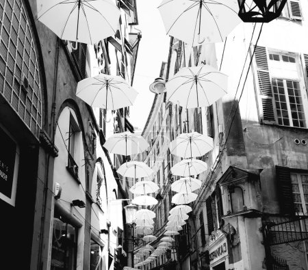 Foto de El mes del orgullo. Paraguas de color colgando en la calle - Imagen libre de derechos