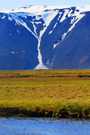 Foto de "wildreness near Hvitarnes hut, Iceland highlands" - Imagen libre de derechos