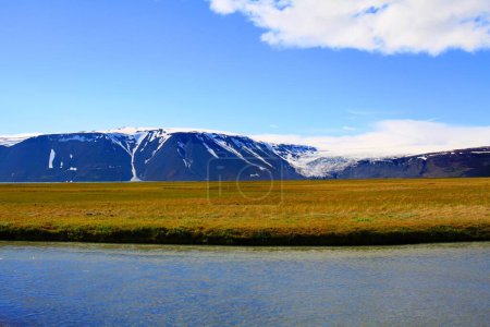 Téléchargez les photos : "wildreness near Hvitarnes hut, Iceland highlands" - en image libre de droit