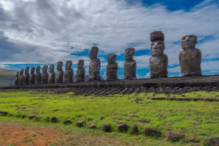 Foto de Isla de Pascua estatuas moai - Imagen libre de derechos