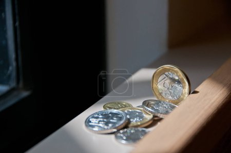 Foto de Varias monedas de Singapur de cerca - Imagen libre de derechos