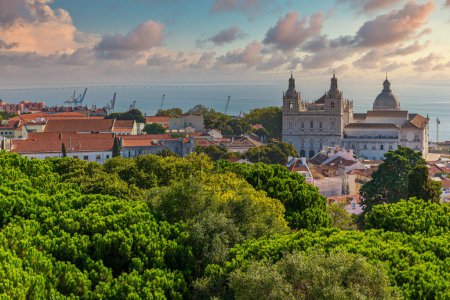Téléchargez les photos : Eglise Santa Engracia à Lisbonne, Portugal - en image libre de droit