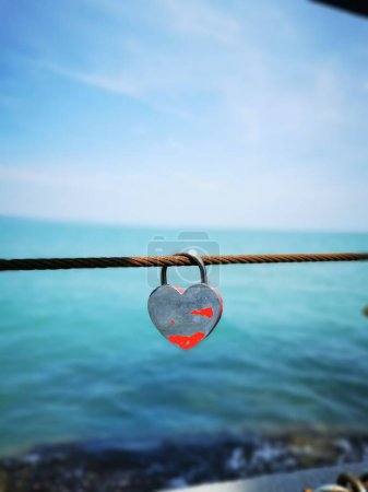 Téléchargez les photos : Enregistrement de macro de cadenas d'amour au port de Siofok - en image libre de droit