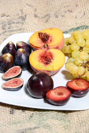 Téléchargez les photos : Vue rapprochée de fruits frais sains - en image libre de droit
