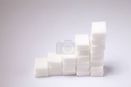Téléchargez les photos : Cubes sugar, gros plan - en image libre de droit
