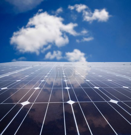 Téléchargez les photos : Panneaux solaires, énergie alternative - en image libre de droit