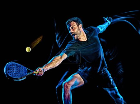 Foto de Paddle tenis jugador hombre luz pintura aislado negro fondo - Imagen libre de derechos